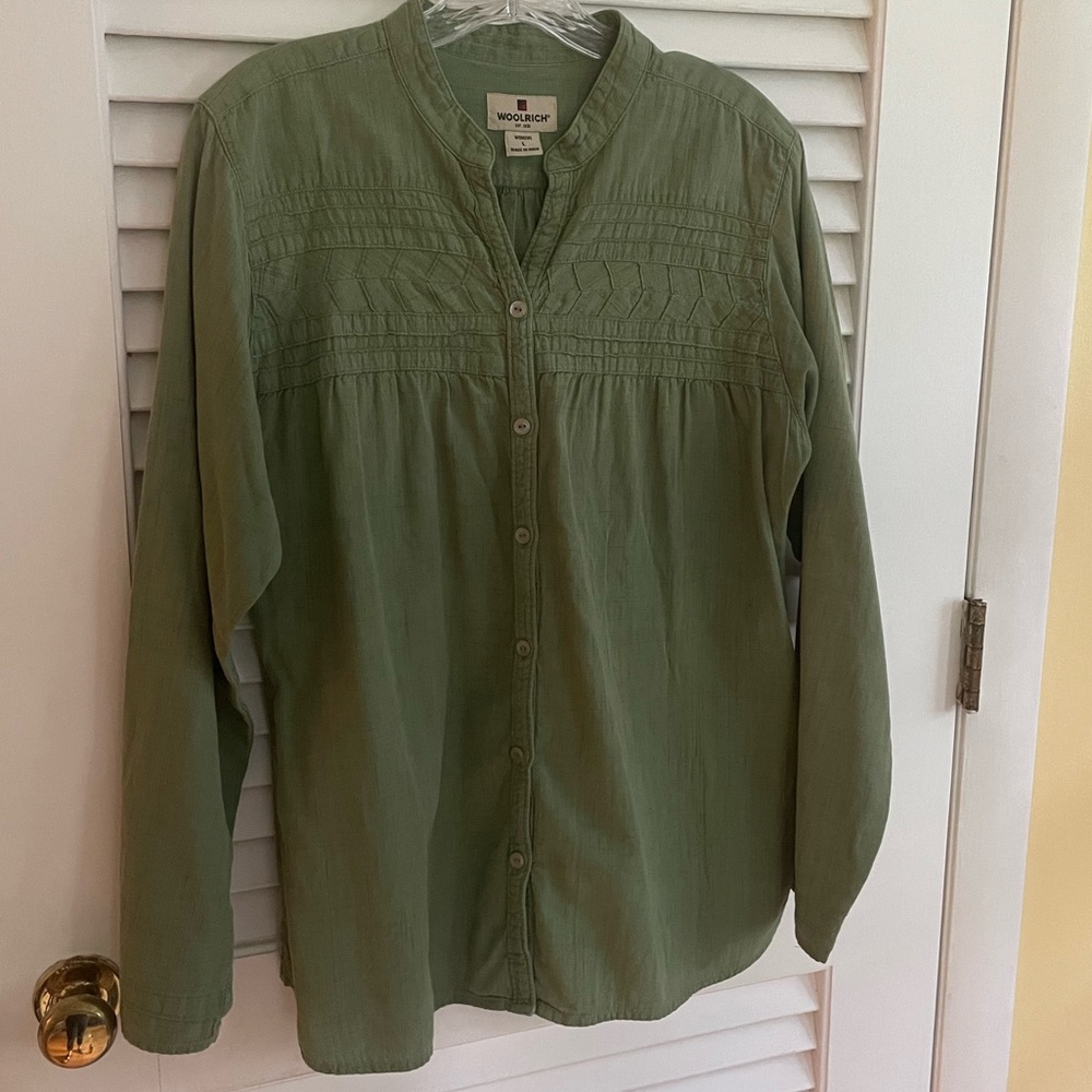 Woolrich Women’s Green Top Large